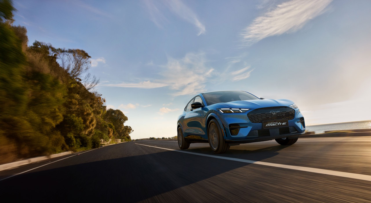 „Ford 2025“ „Mustang Mach-E“ gauna našumo padidėjimą ir kainų padidėjimą