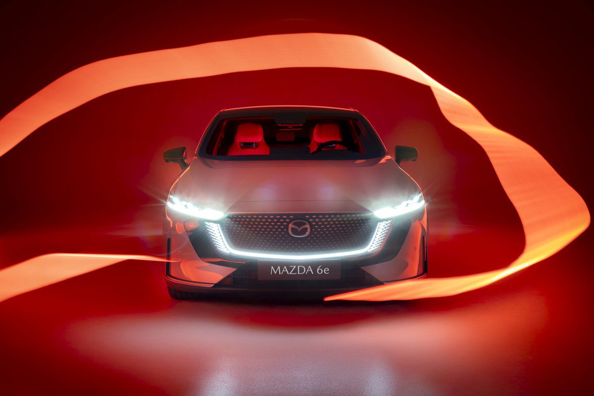 „Mazda“ patvirtina savo antrąjį elektromobilį Australijai, šį kartą su daug didesniu nuotoliu