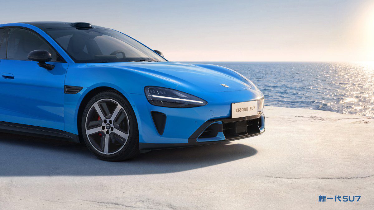 „Xiaomi“ itin populiarus SU7 EV per dvi savaites sulaukia 100 000 išankstinių užsakymų
