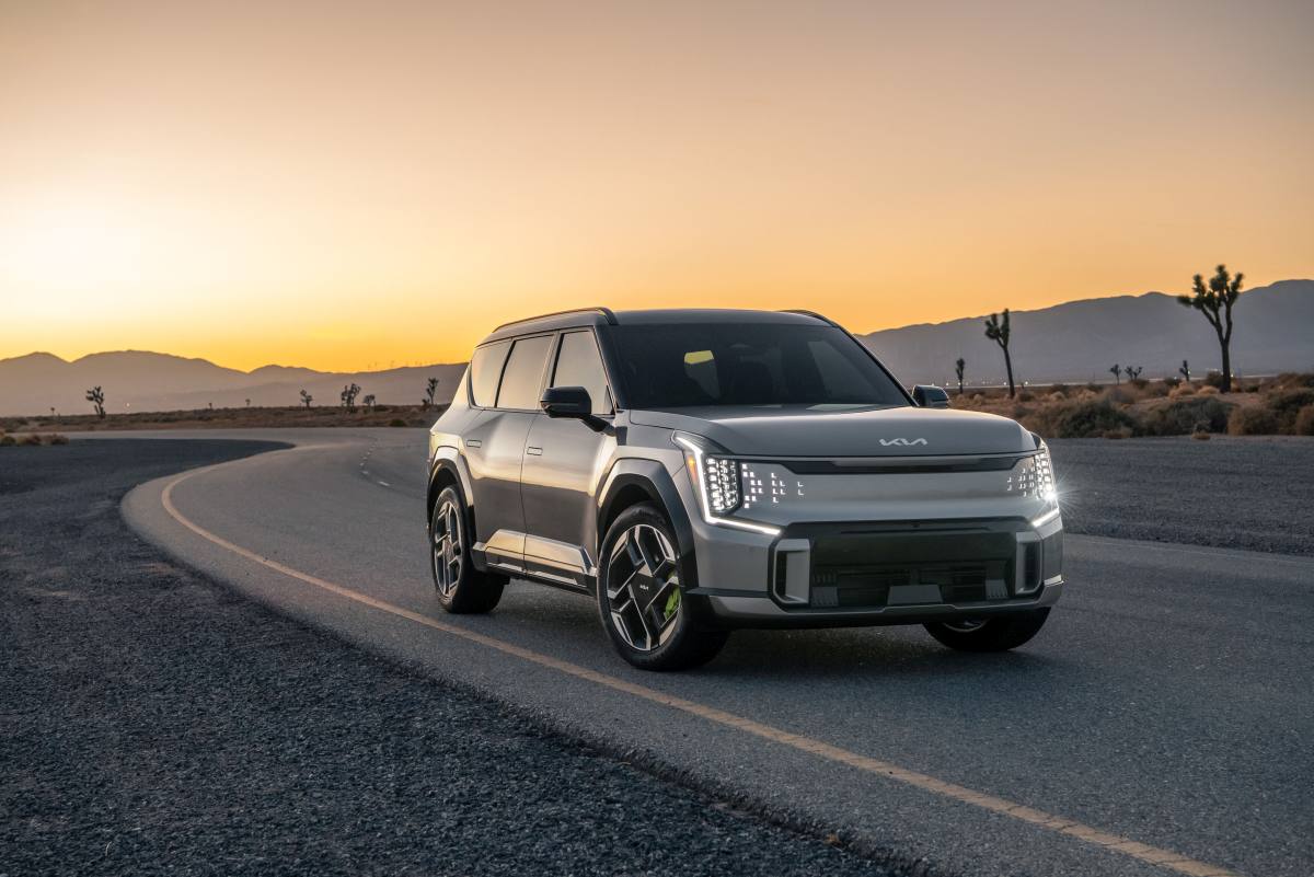 2026 m. Kia EV9 kainodara atskleidžia naują viršutinę apdailą, prasideda nuo 129 250 USD