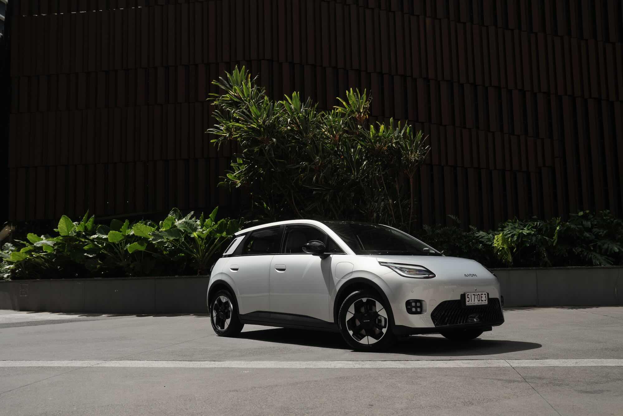 GAC pradeda Aion UT elektrinio hečbeko užsakymus, kurių pradinė kaina yra mažesnė nei 31 000 USD