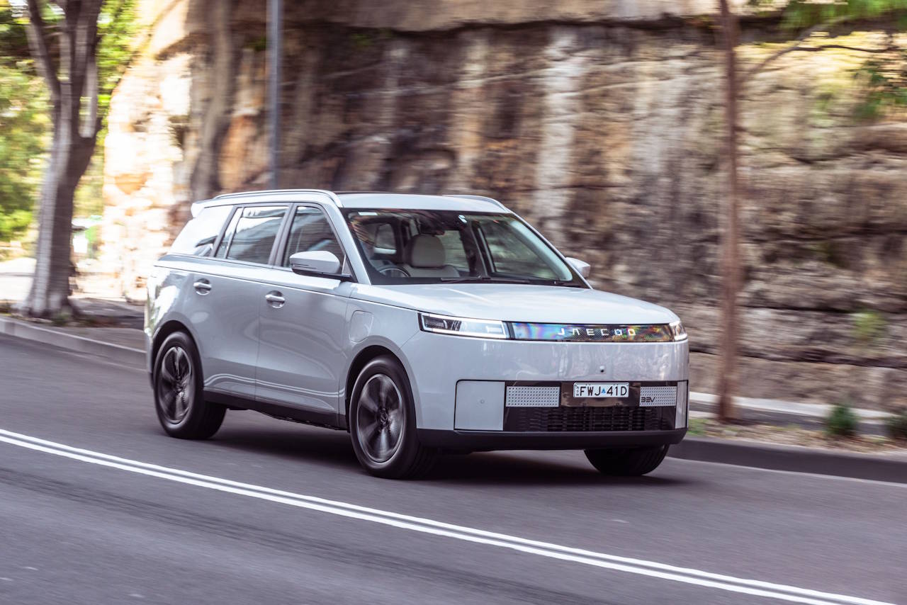 Kinijos elektromobilių gamintojas paskelbė apie naują atnaujintą lizingo partnerystę Australijoje