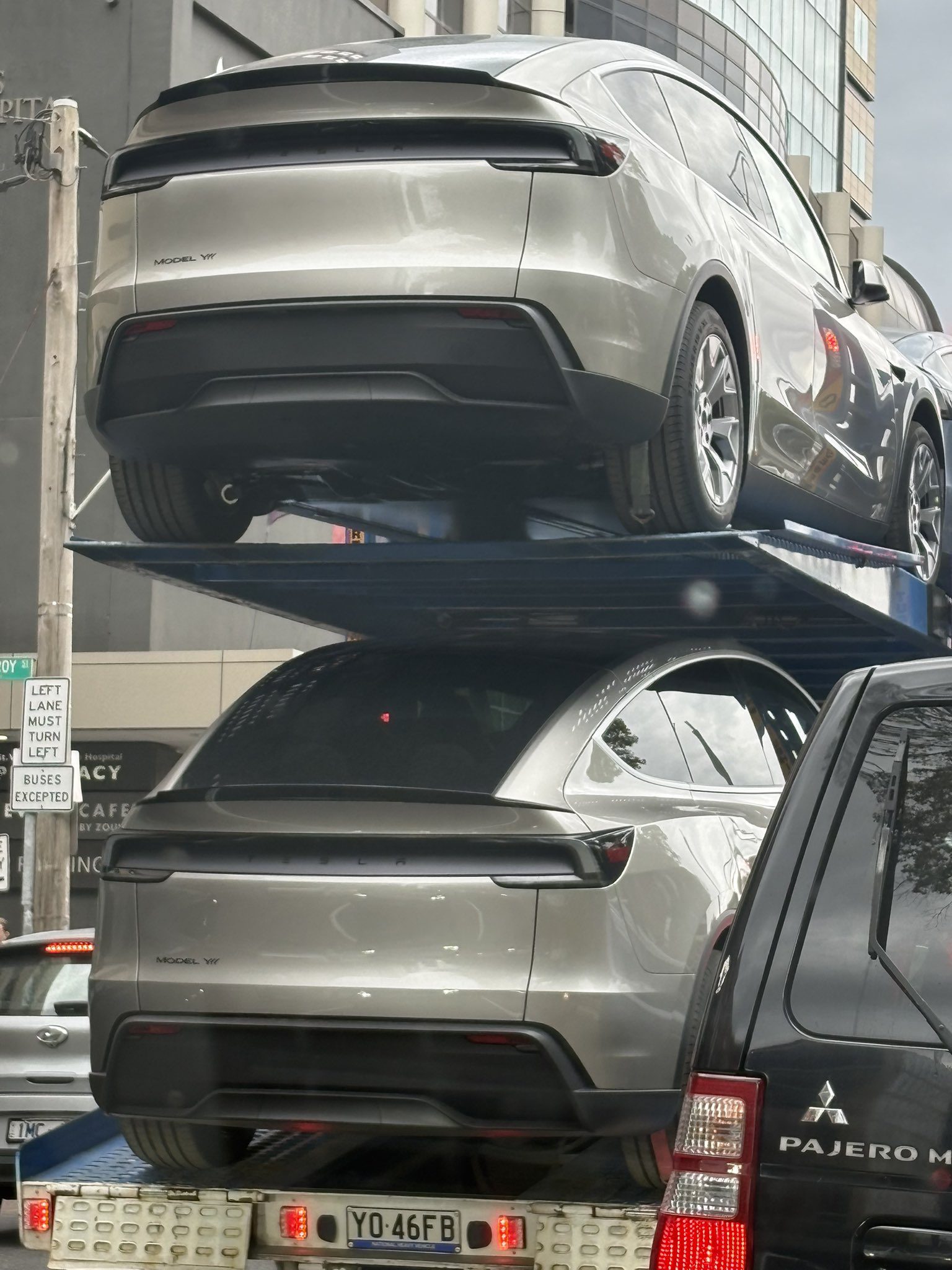 Pirmieji Tesla Model YL 6 vietų EV nusileido Australijoje