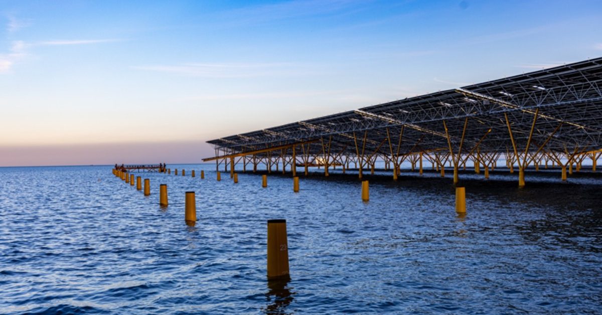 2025 m. pasaulis pridėjo 692 GW atsinaujinančių energijos šaltinių – štai ką tai reiškia