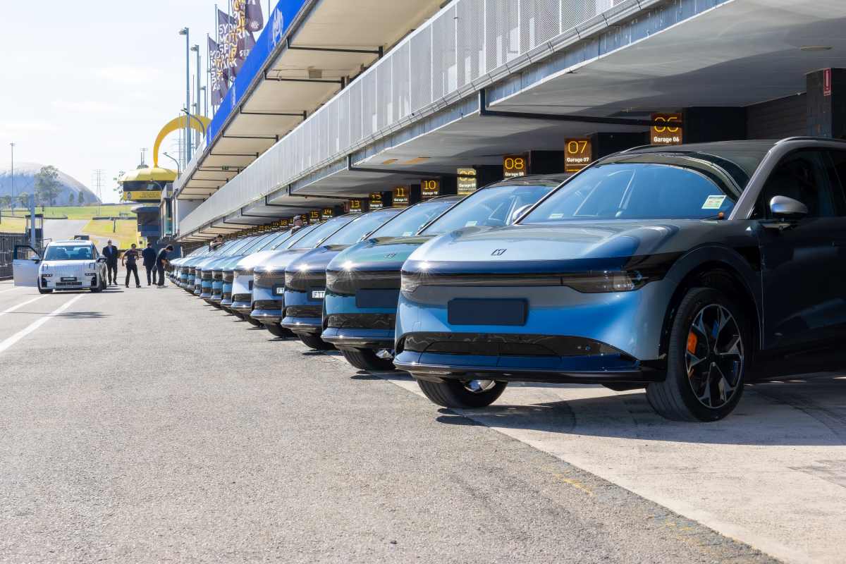 „Zeekr 7X“ tampa geriausiai parduodamu aukščiausios kokybės visureigiu ir reikalauja tūkstančiai užsakymų
