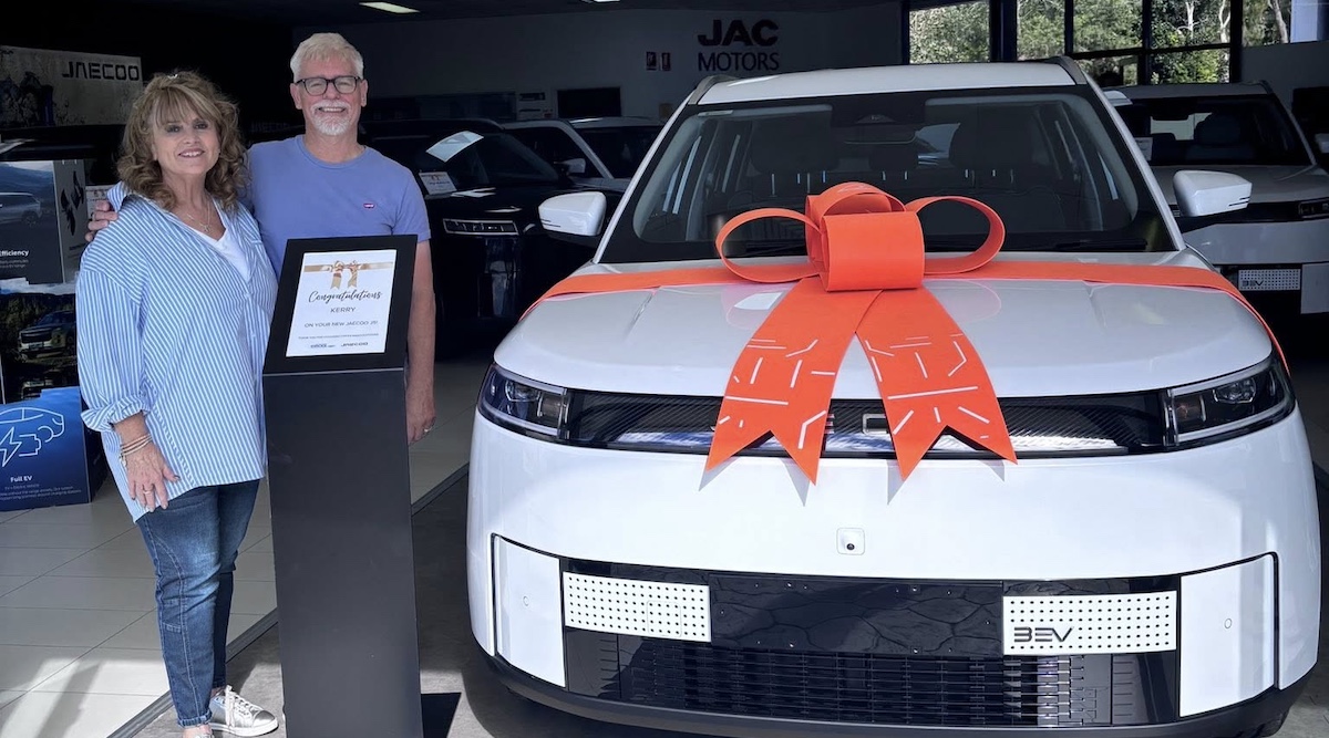 Mūsų nauja Jaecoo J5 akumuliatorinė elektrinė transporto priemonė!
